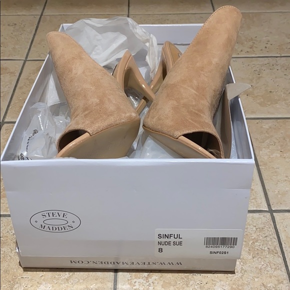 heels - Picture 3 of 4